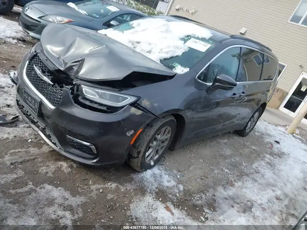 2C4RC1BG7NR175597 2022 CHRYSLER PACIFICA - Image 2