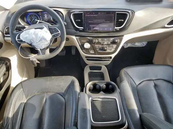 2C4RC1BG7NR214642 2022 CHRYSLER PACIFICA - Image 8