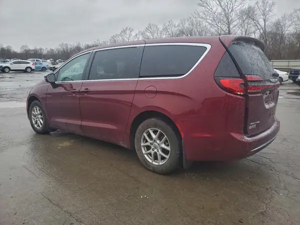 2C4RC1BG7PR501126 2023 CHRYSLER PACIFICA - Image 2