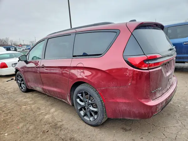 2C4RC1BG7PR505774 2023 CHRYSLER PACIFICA - Image 2