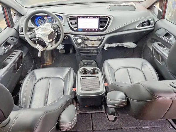 2C4RC1BG7PR505774 2023 CHRYSLER PACIFICA - Image 8