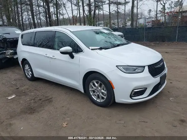 2C4RC1BG7PR512157 2023 CHRYSLER PACIFICA - Image 1
