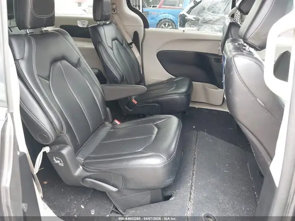 2C4RC1BG7PR529220 2023 CHRYSLER PACIFICA - Image 8