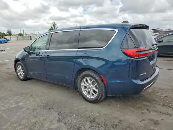 2C4RC1BG7PR533817 2023 CHRYSLER PACIFICA - Image 2