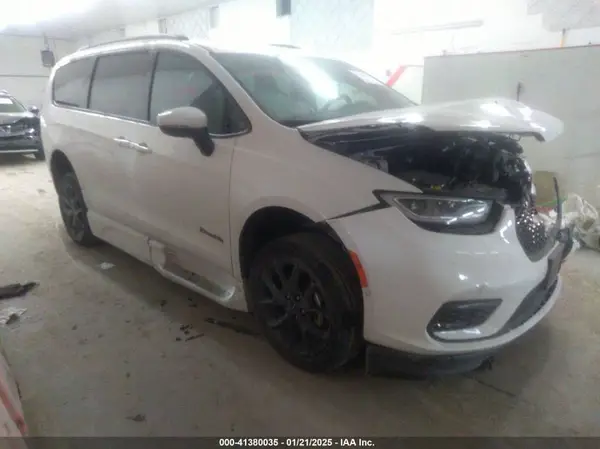 2C4RC1BG7PR538287 2023 CHRYSLER PACIFICA - Image 1