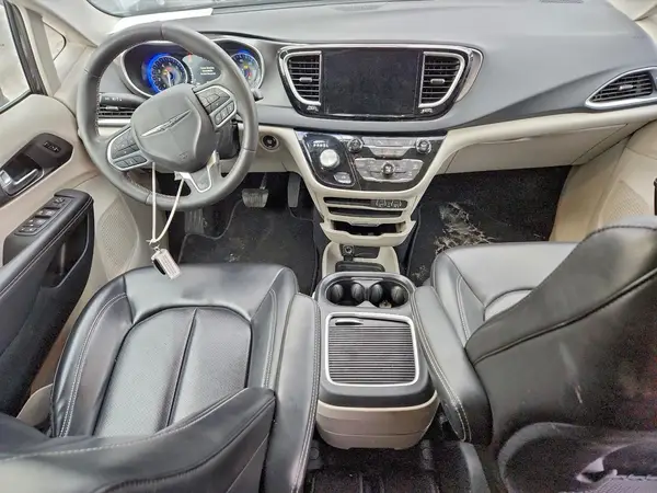 2C4RC1BG7PR577266 2023 CHRYSLER PACIFICA - Image 8