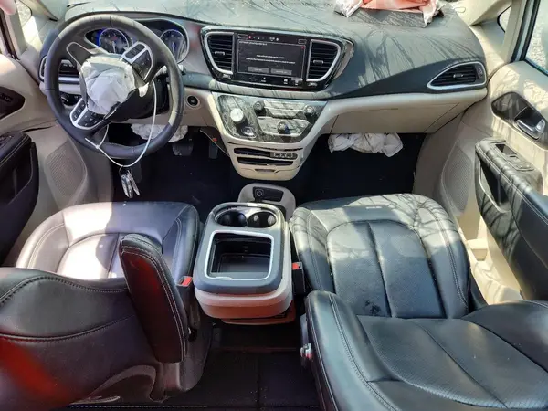 2C4RC1BG7PR605776 2023 CHRYSLER PACIFICA - Image 8