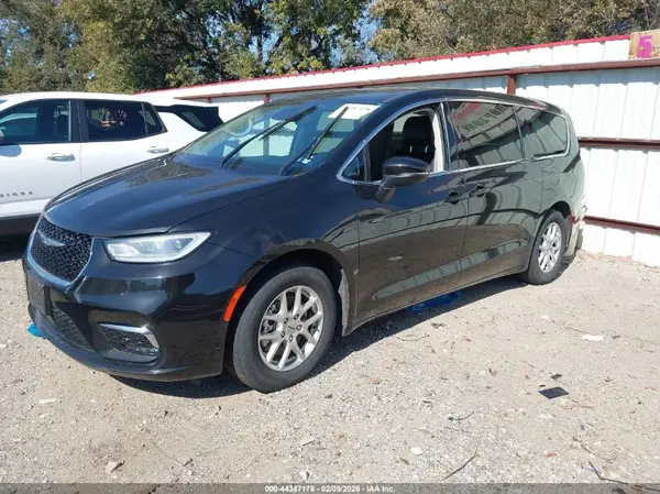 2C4RC1BG7PR607303 2023 CHRYSLER PACIFICA - Image 2