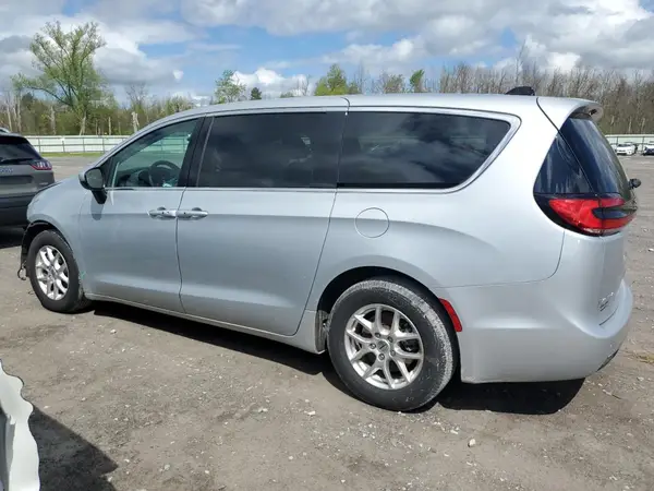 2C4RC1BG7PR611397 2023 CHRYSLER PACIFICA - Image 2