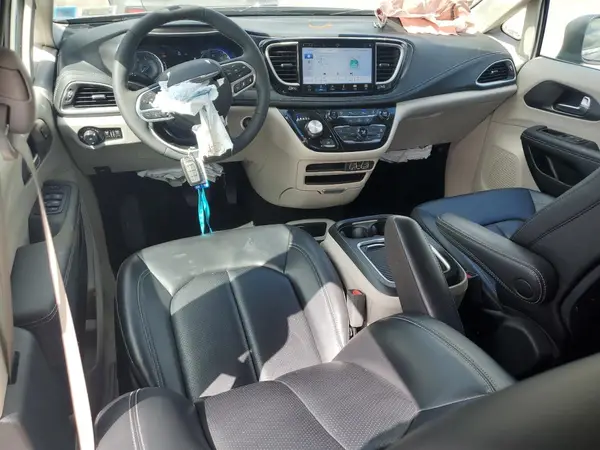 2C4RC1BG7PR611397 2023 CHRYSLER PACIFICA - Image 8