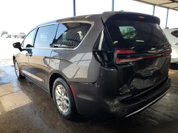 2C4RC1BG7PR612677 2023 CHRYSLER PACIFICA - Image 2