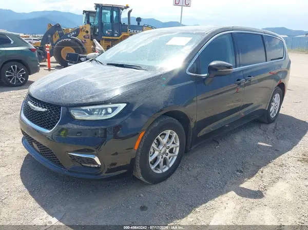 2C4RC1BG7PR616258 2023 CHRYSLER PACIFICA - Image 2