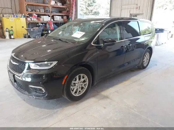2C4RC1BG7PR630273 2023 CHRYSLER PACIFICA - Image 2