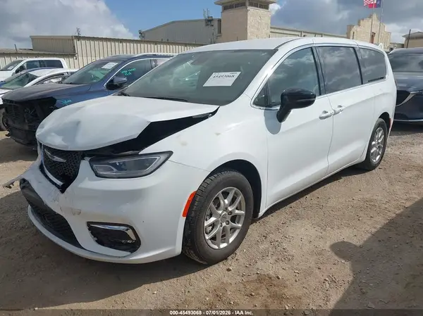 2C4RC1BG7RR106236 2024 CHRYSLER PACIFICA - Image 2