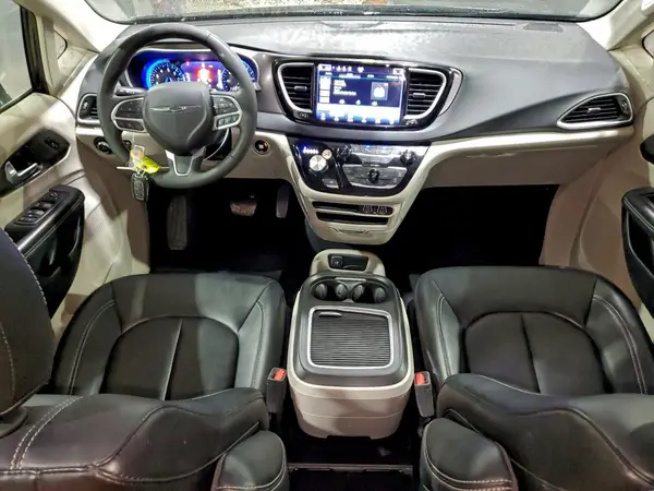 2C4RC1BG7RR124672 2024 CHRYSLER PACIFICA - Image 8