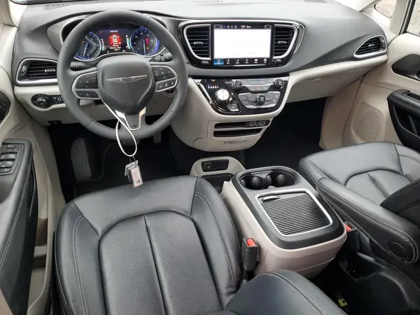 2C4RC1BG7RR132125 2024 CHRYSLER PACIFICA - Image 8
