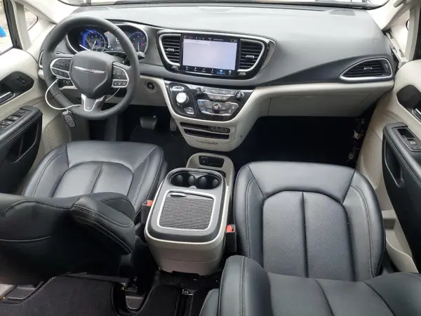 2C4RC1BG7RR139818 2024 CHRYSLER PACIFICA - Image 8