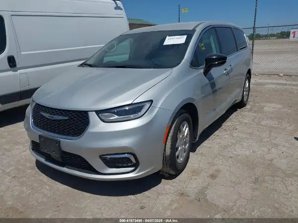 2C4RC1BG7RR149779 2024 CHRYSLER PACIFICA - Image 2