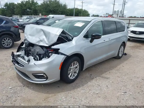 2C4RC1BG7RR154903 2024 CHRYSLER PACIFICA - Image 2