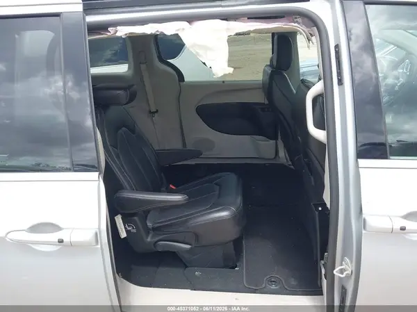 2C4RC1BG7RR154903 2024 CHRYSLER PACIFICA - Image 8