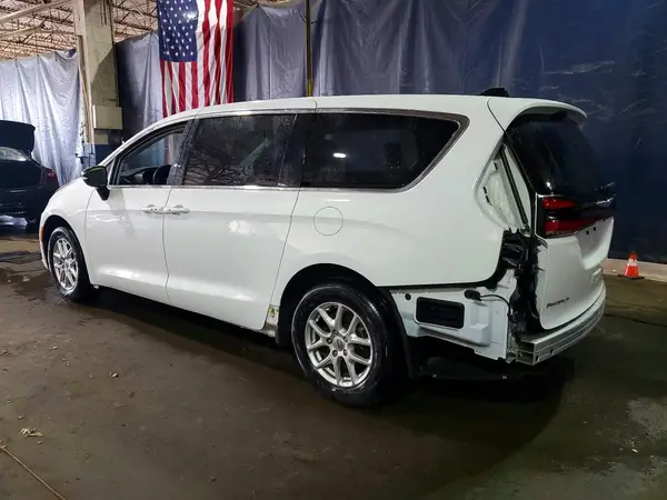 2C4RC1BG7RR176013 2024 CHRYSLER PACIFICA - Image 2