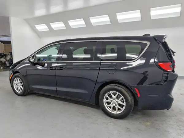 2C4RC1BG7RR178828 2024 CHRYSLER PACIFICA - Image 2