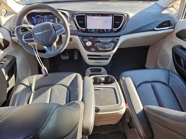 2C4RC1BG7RR189747 2024 CHRYSLER PACIFICA - Image 8