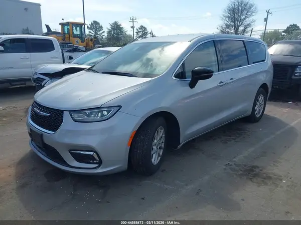 2C4RC1BG7RR195516 2024 CHRYSLER PACIFICA - Image 2