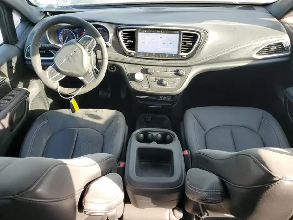 2C4RC1BG7SR514371 2025 CHRYSLER PACIFICA - Image 8