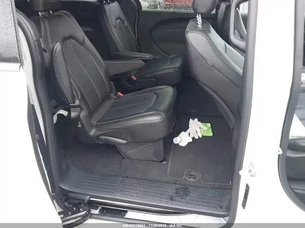 2C4RC1BG7SR527962 2025 CHRYSLER PACIFICA - Image 8