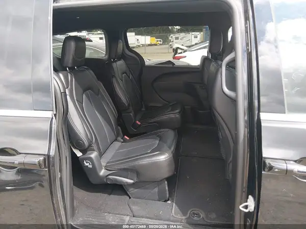 2C4RC1BG7SR531476 2025 CHRYSLER PACIFICA - Image 8
