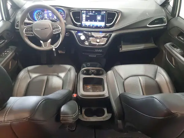 2C4RC1BG7SR564560 2025 CHRYSLER PACIFICA - Image 8