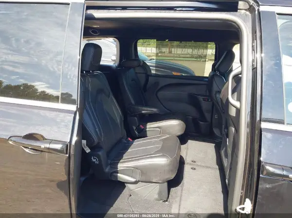 2C4RC1BG7SR568608 2025 CHRYSLER PACIFICA - Image 8