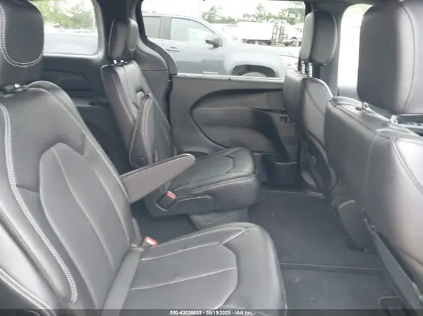 2C4RC1BG7SR581407 2025 CHRYSLER PACIFICA - Image 8