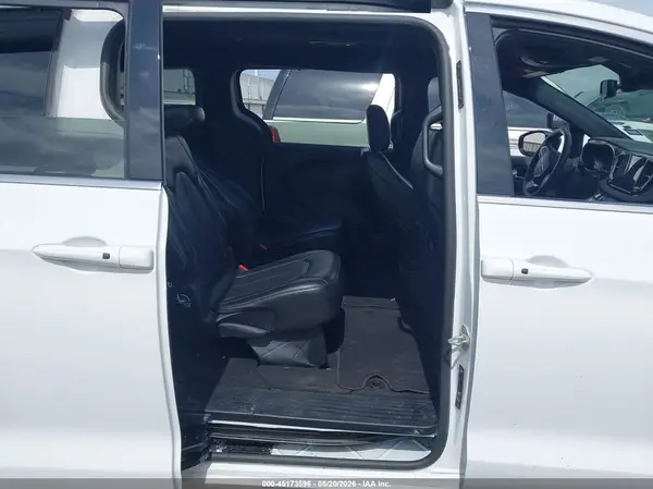 2C4RC1BG7SR594819 2025 CHRYSLER PACIFICA - Image 8