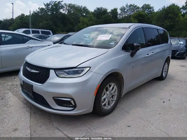 2C4RC1BG7TR185253 2026 CHRYSLER PACIFICA - Image 2