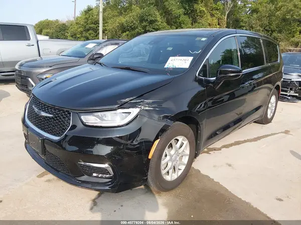 2C4RC1BG7TR209681 2026 CHRYSLER PACIFICA - Image 2