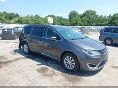 2C4RC1BG8HR501850 2017 CHRYSLER PACIFICA