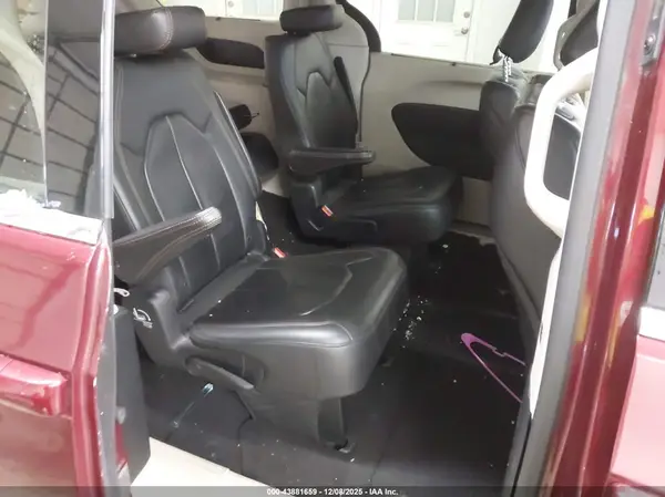 2C4RC1BG8HR509382 2017 CHRYSLER PACIFICA - Image 8