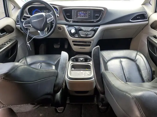 2C4RC1BG8HR511889 2017 CHRYSLER PACIFICA - Image 8