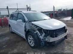 2C4RC1BG8HR523704 2017 CHRYSLER PACIFICA