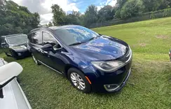 2C4RC1BG8HR526571 2017 CHRYSLER PACIFICA