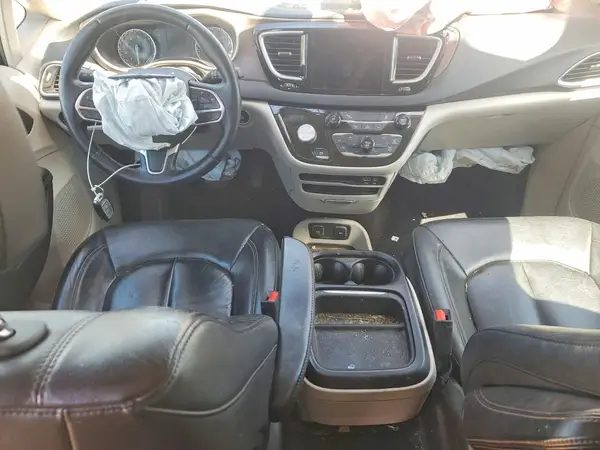 2C4RC1BG8HR526618 2017 CHRYSLER PACIFICA - Image 8