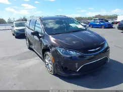 2C4RC1BG8HR527090 2017 CHRYSLER PACIFICA