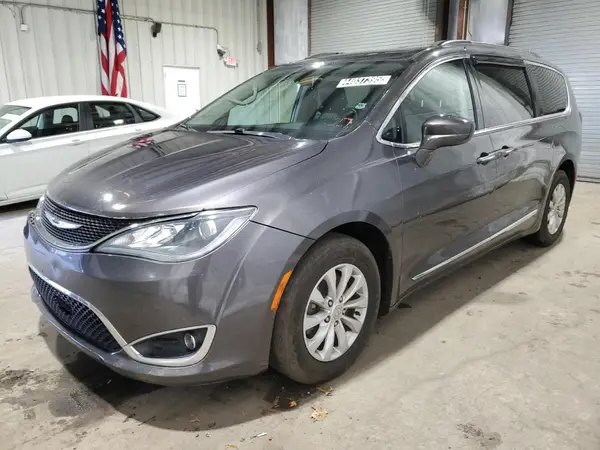 2C4RC1BG8HR530099 2017 CHRYSLER PACIFICA - Image 1