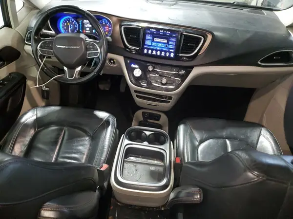 2C4RC1BG8HR530099 2017 CHRYSLER PACIFICA - Image 8