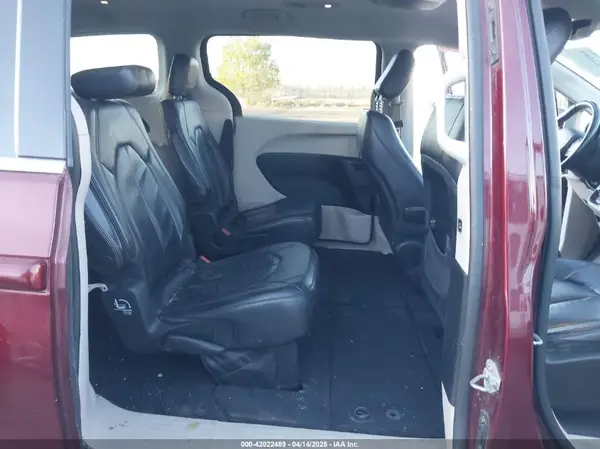 2C4RC1BG8HR530460 2017 CHRYSLER PACIFICA - Image 8