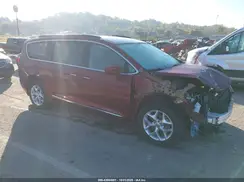 2C4RC1BG8HR534380 2017 CHRYSLER PACIFICA
