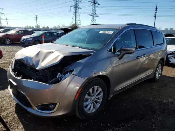 2C4RC1BG8HR535948 2017 CHRYSLER PACIFICA