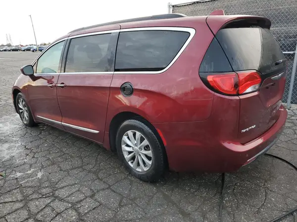 2C4RC1BG8HR537330 2017 CHRYSLER PACIFICA - Image 2